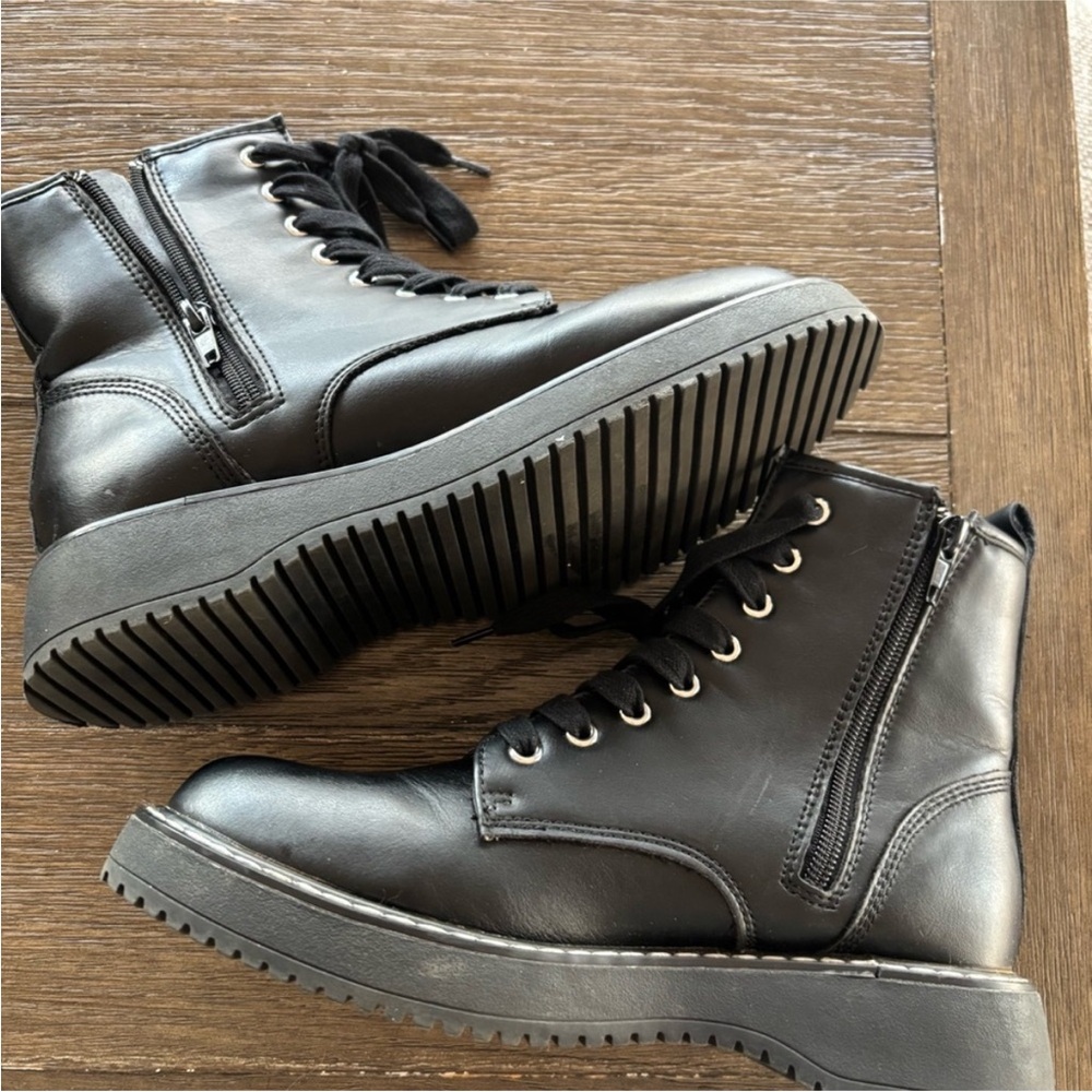 Madden Girl Black Combat Boots Lace Up With Side Zipper Size 7M - Picture 6 of 10